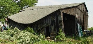 288117-Dead barn.JPG