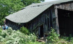 288120-old barn.JPG