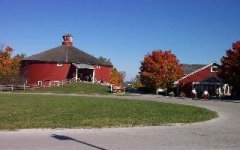 332380-Shelburne Barn.jpg