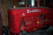 42 Farmall A.jpg