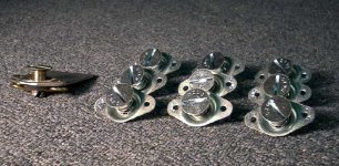 304067-dzus-fasteners.jpg