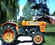 2-206852-kubota1.jpg