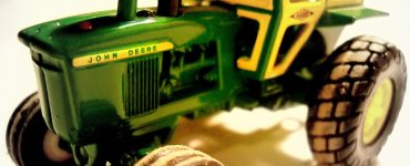 Old Deere edited.jpg