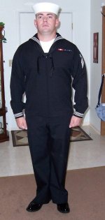 536271-Naval Uniform2.jpg