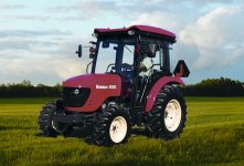 branson_puts_cabs_20c_series_ag_tractor_1_634636071072648000.jpg