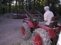 tractor & sap 042.jpg