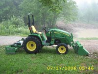 Tractor pic 7-17-06 008.jpg