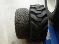 320753-front_tire_f.jpg