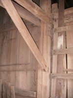 barn_post_crossbeams.jpg