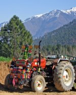 Mansehra Pakistan tractor in Himalaya.jpg