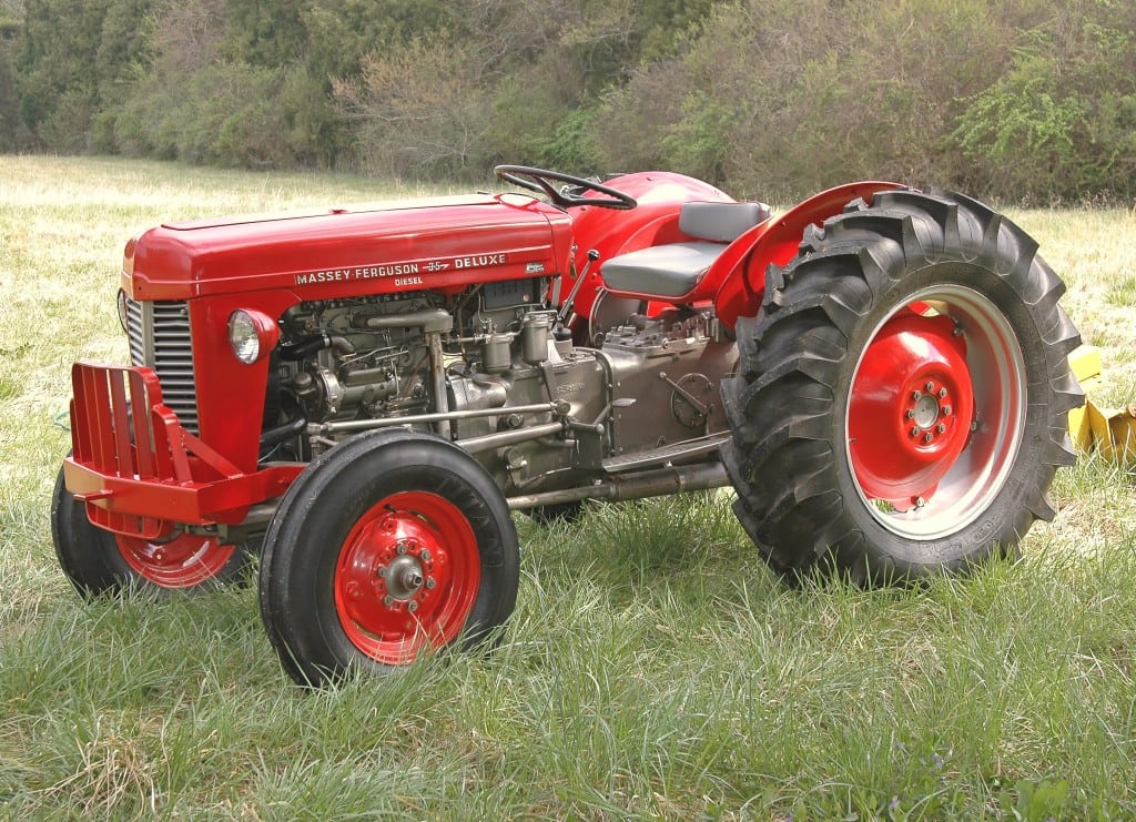 tractor-609558