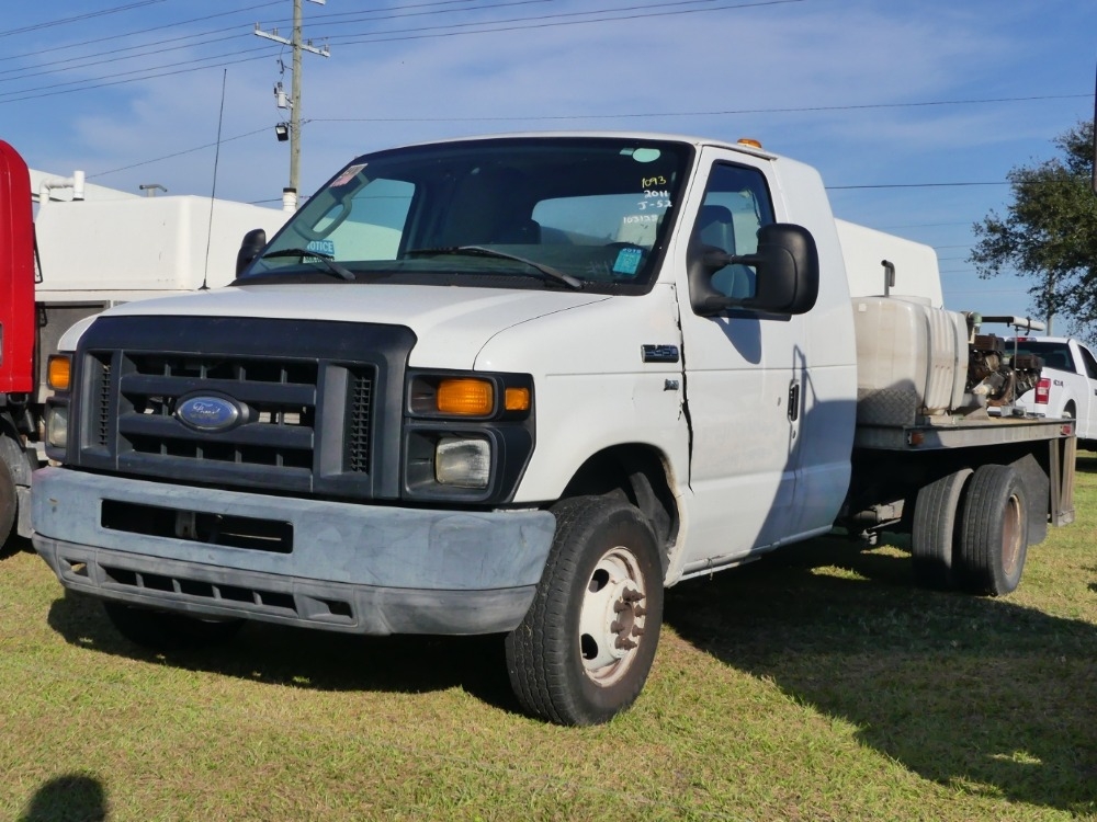 2011 Ford E-450 (A57148)
