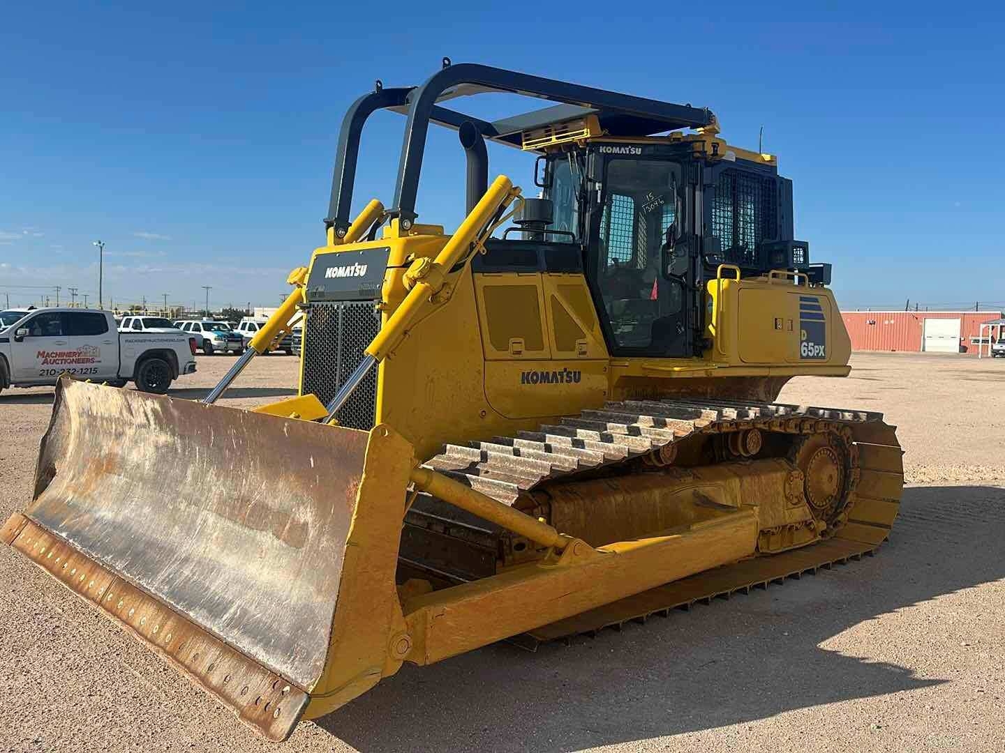 2016 KOMATSU D65PX-18 BULL DOZER (A58216)