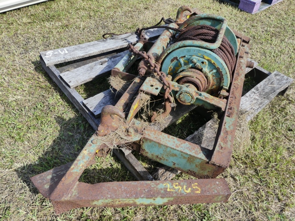 Military Winch (A50121)