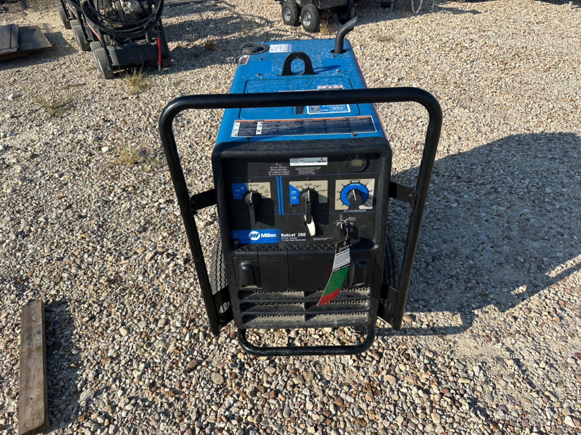 BOBCAT 260 WELDER/GENERATOR (A52472)