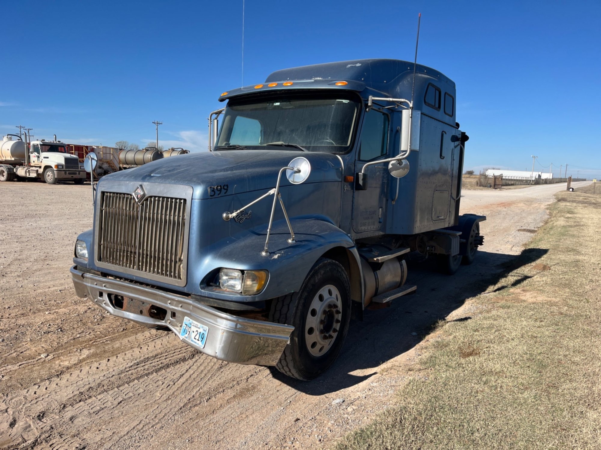 2005 INTERNATIONAL 9400I MID ROOF SLEEPER (INOPERABLE) (A58214)