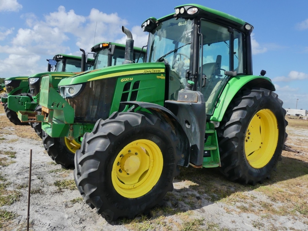 2020 John Deere 6120M (A44501)