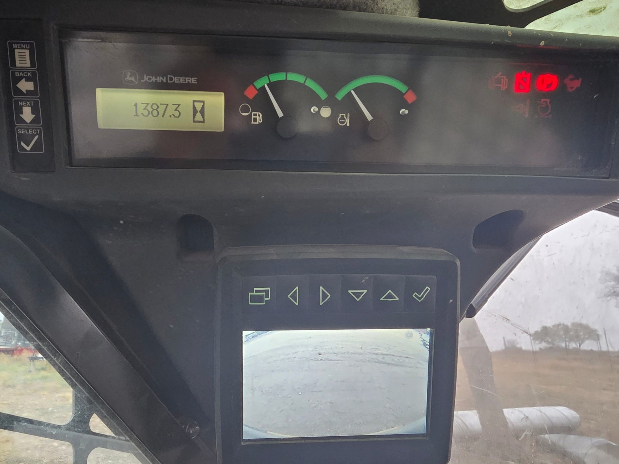 JOHN DEERE 330G SKID LOADER (A58216)