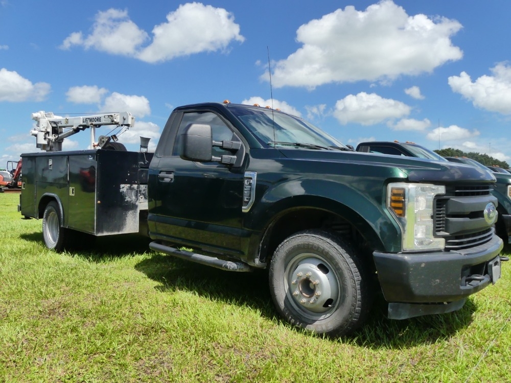 2019 Ford F-350 XL (A50120)