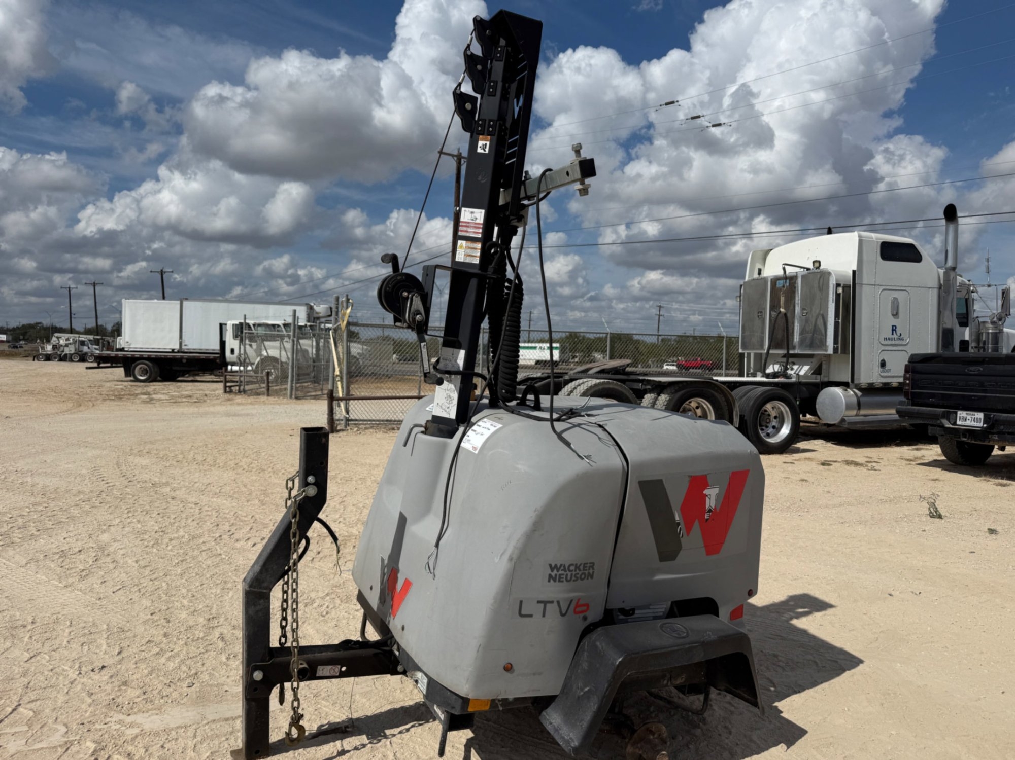 LIGHT TOWER (INOPERABLE) (A55745)