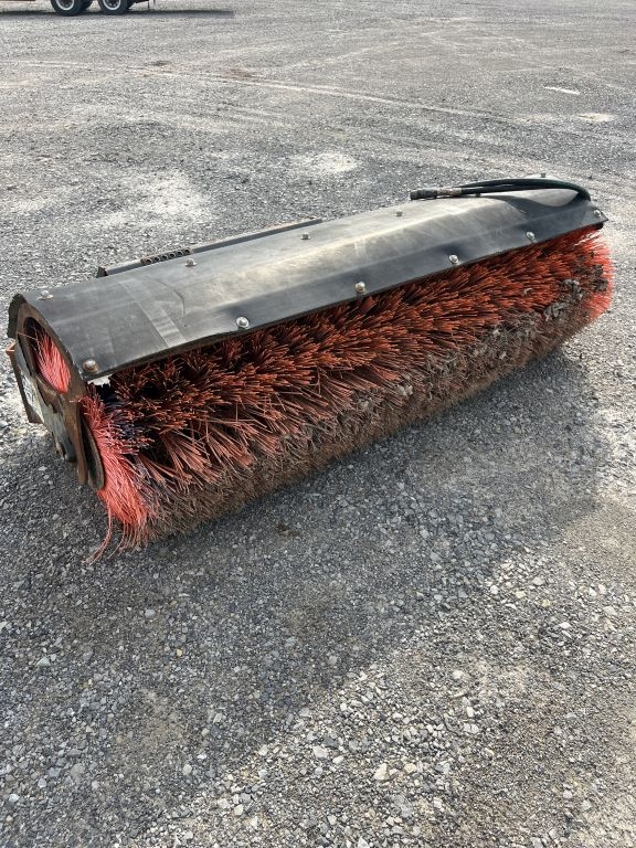 Heavy Duty Hydraulic 84" Broom  (A52384)