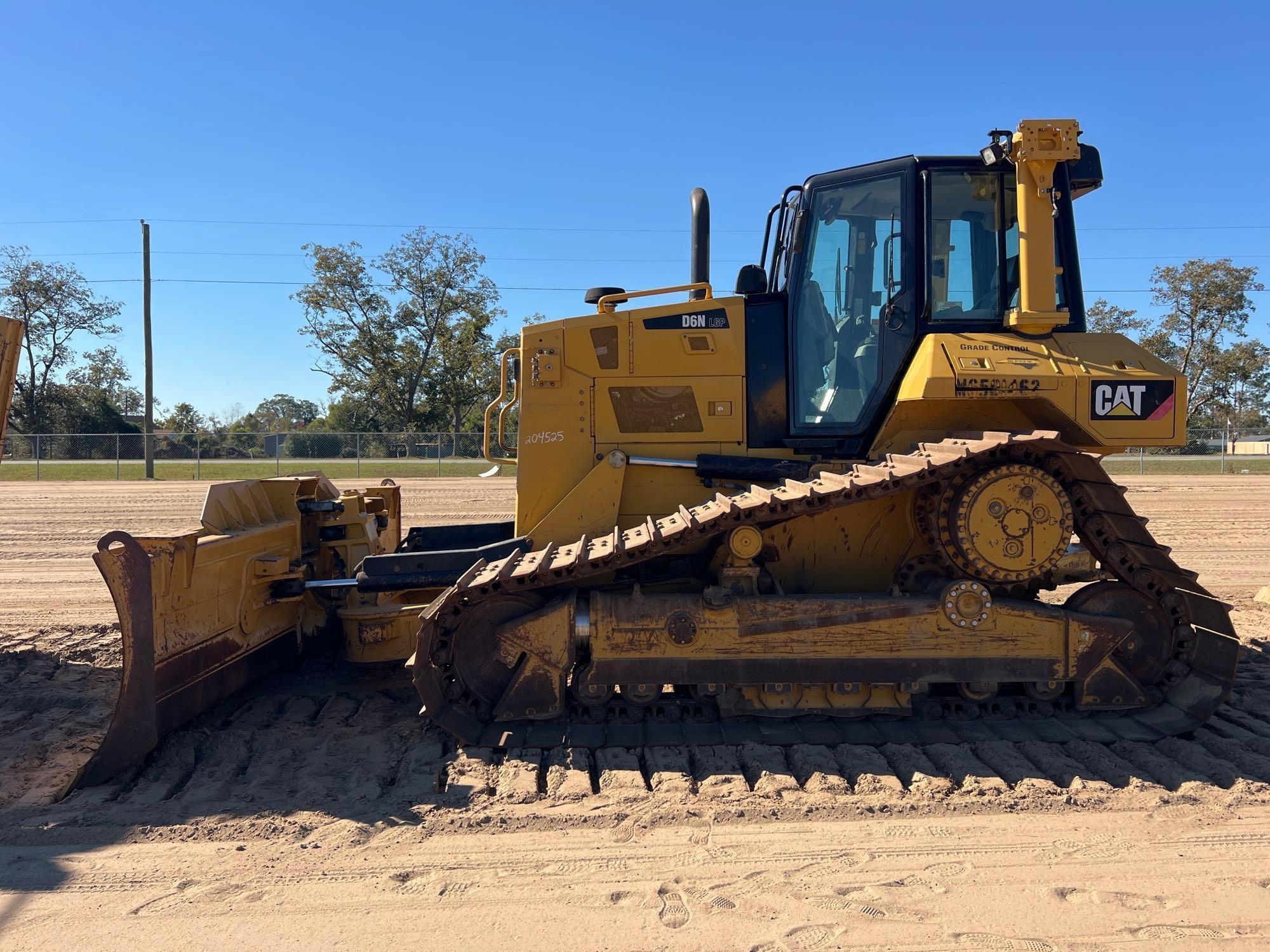 2018 CATERPILLAR D6N LGP HIGH TRACK CRAWLER DOZER (A52707)