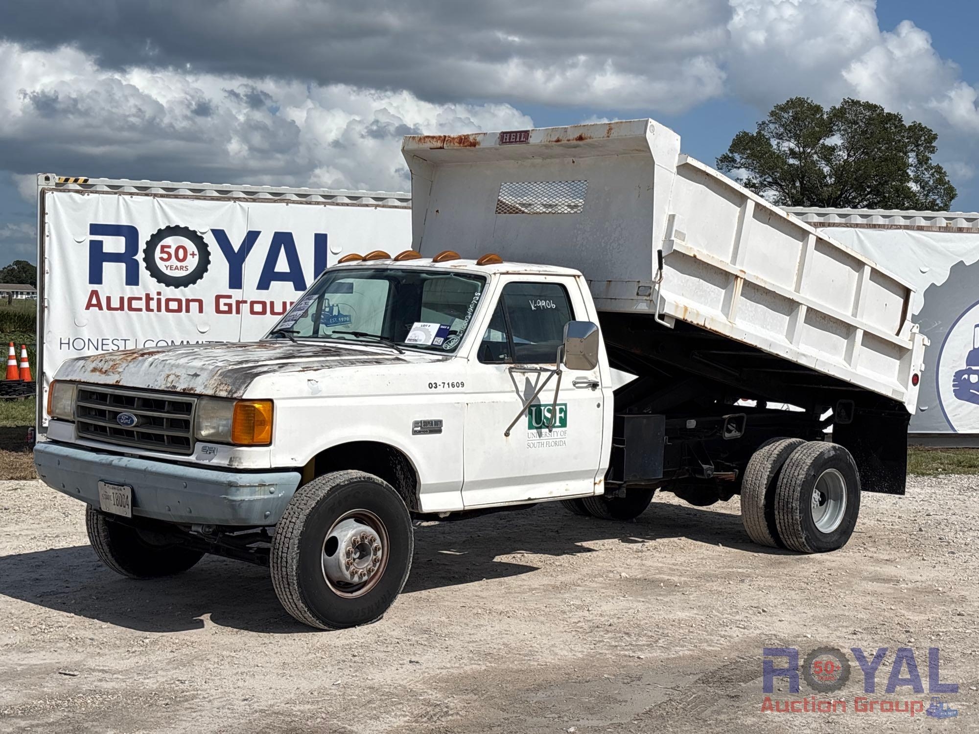 Year: 1990 Make: Ford Model: F-450 Vehicle Type: Pickup Truck Mileage:44780 Plate: Body Type: 2 D... (A55852)