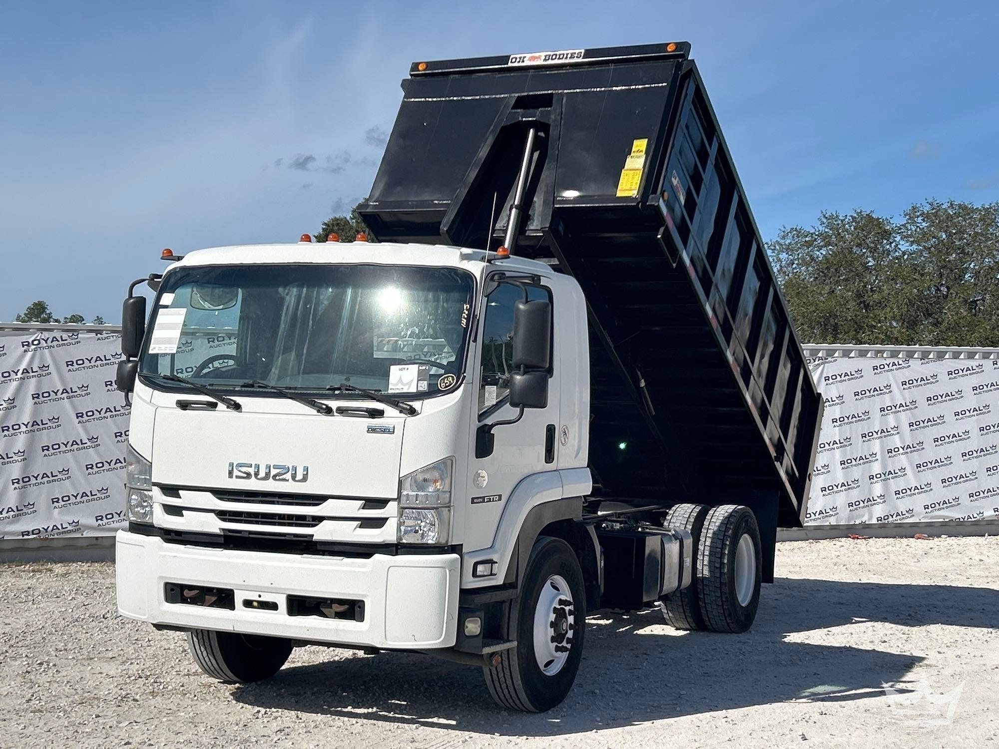 2018 Isuzu FTR Landscape Dump Truck (A59230)