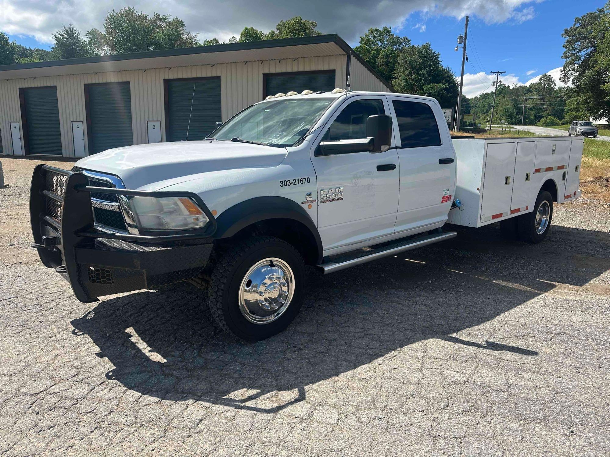 2015 Ram 5500 4x4 Utility Truck, VIN # 3C7WRNFL0FG519443 (A48836)