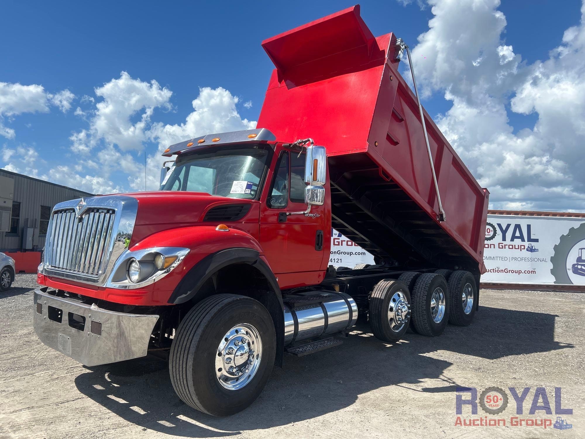 2007 International 7600 Tri-Axle Dump Truck (A55788)