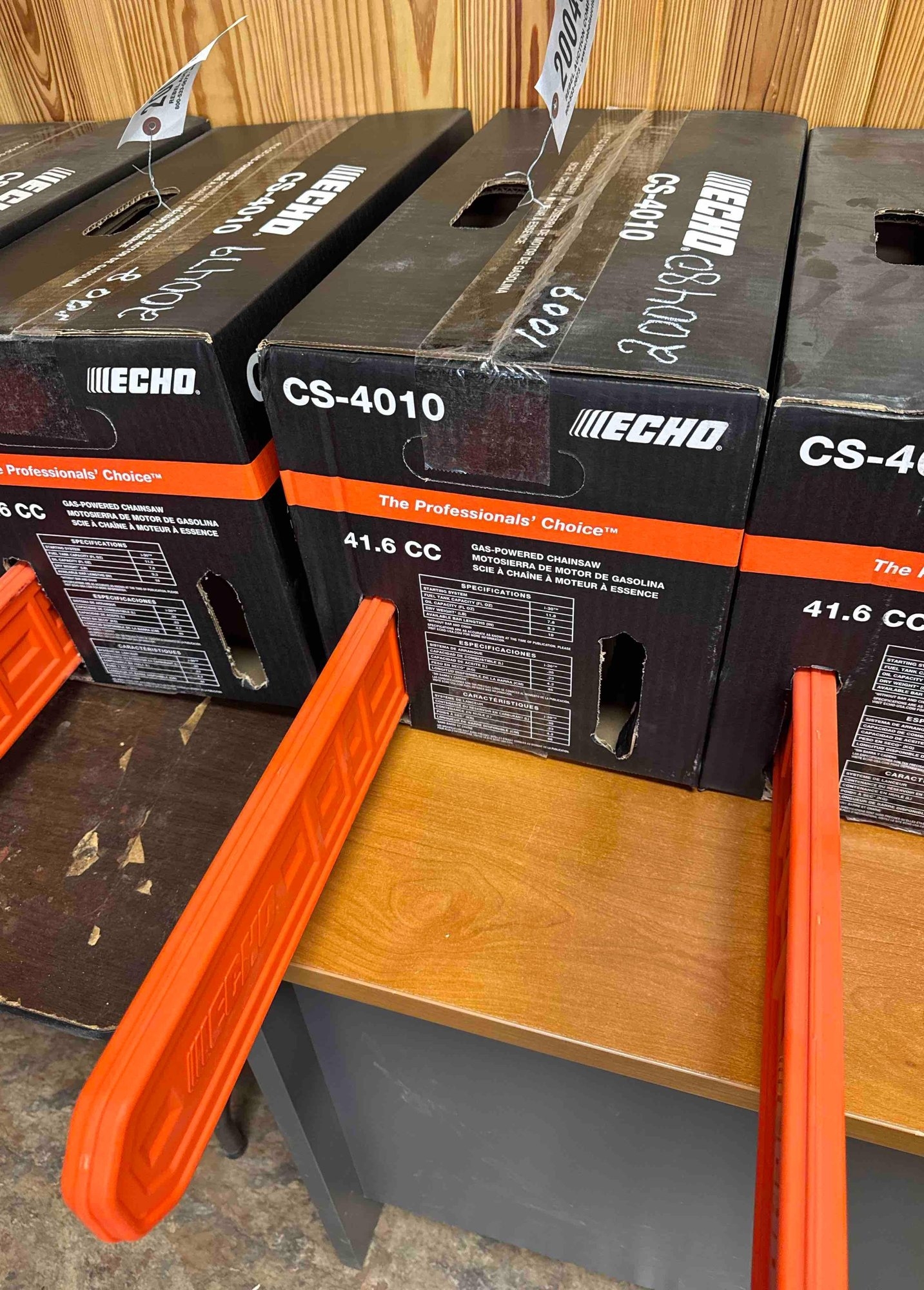 UNUSED ECHO CS-4010 CHAINSAW (A51247)