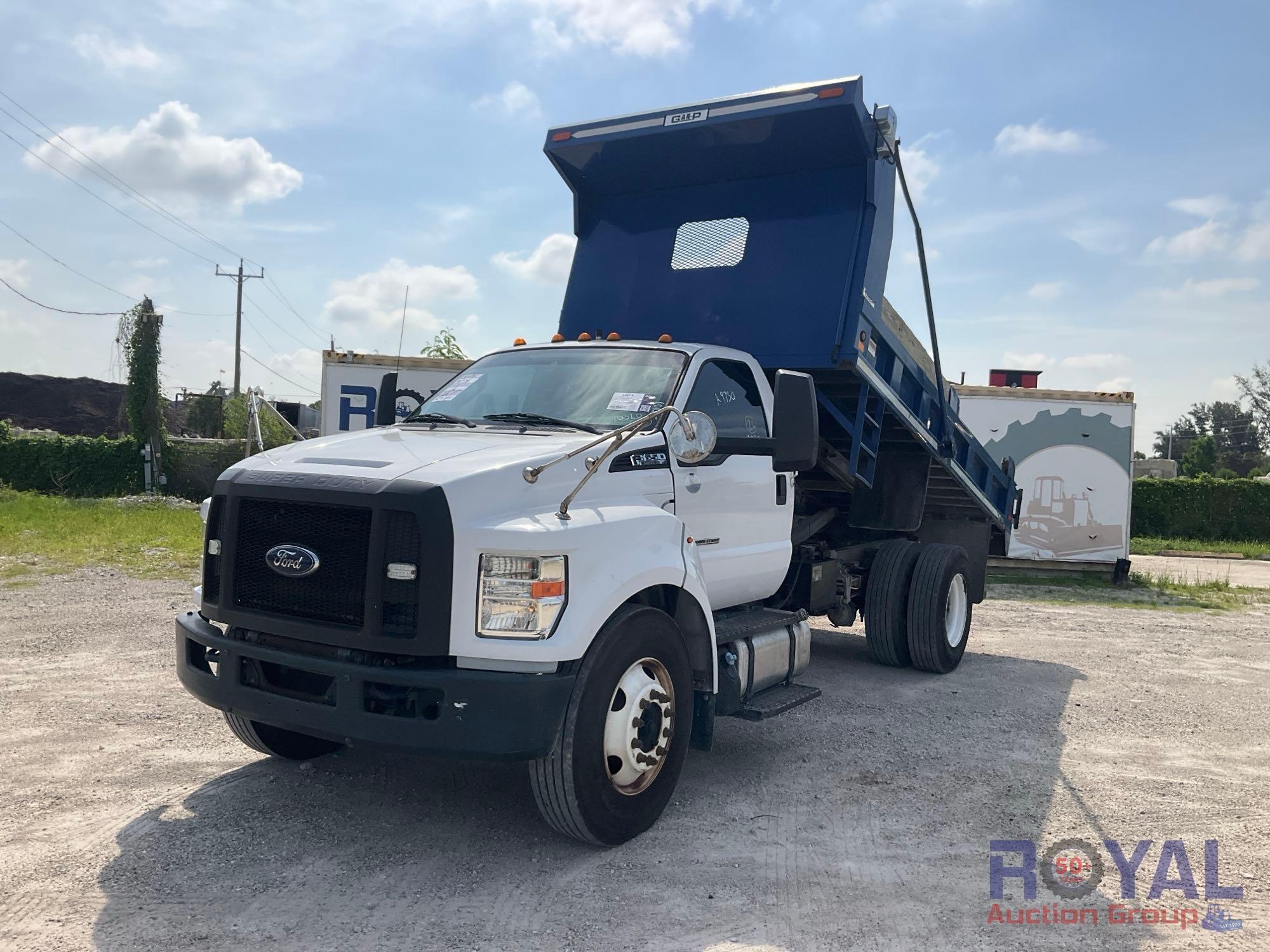 2017 Ford F-650 (A50323)