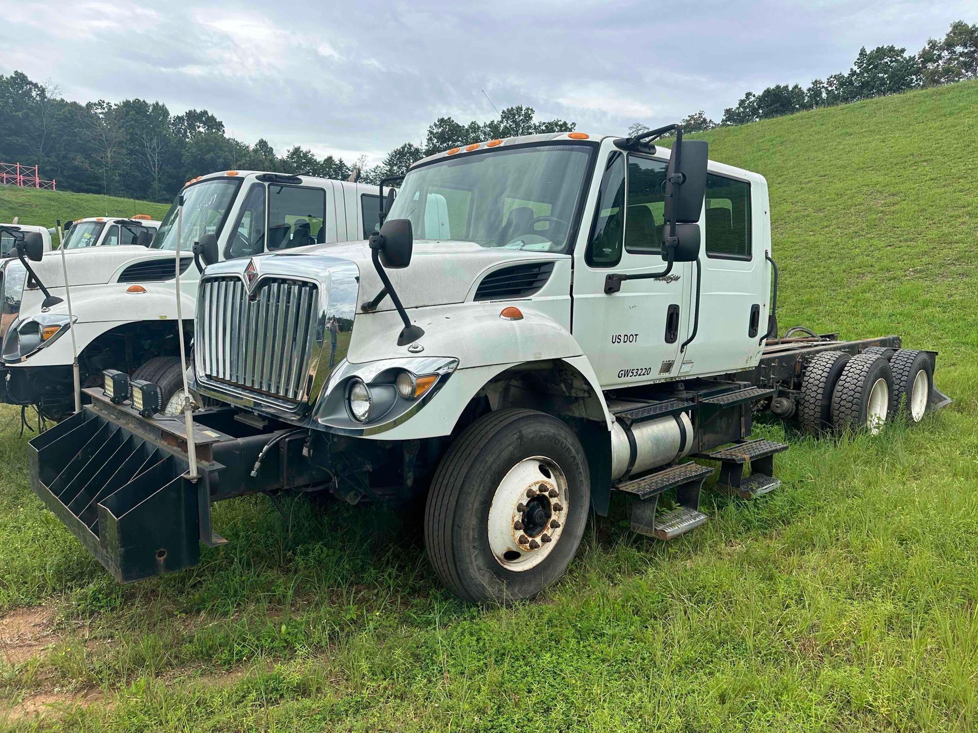2014 International WorkStar 7400 Truck, VIN # 1HTWGAAR9EH765325 (A51572)