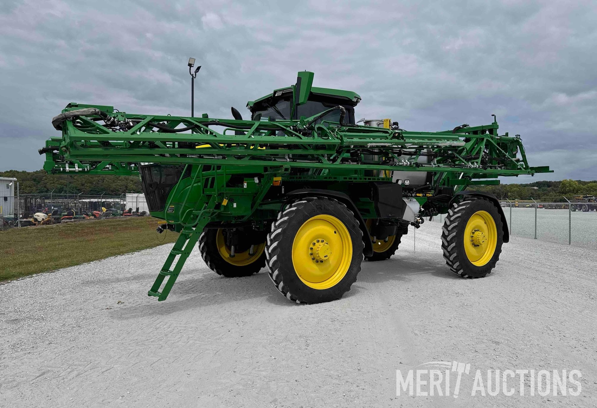 2023 John Deere 410R Sprayer (A53342)