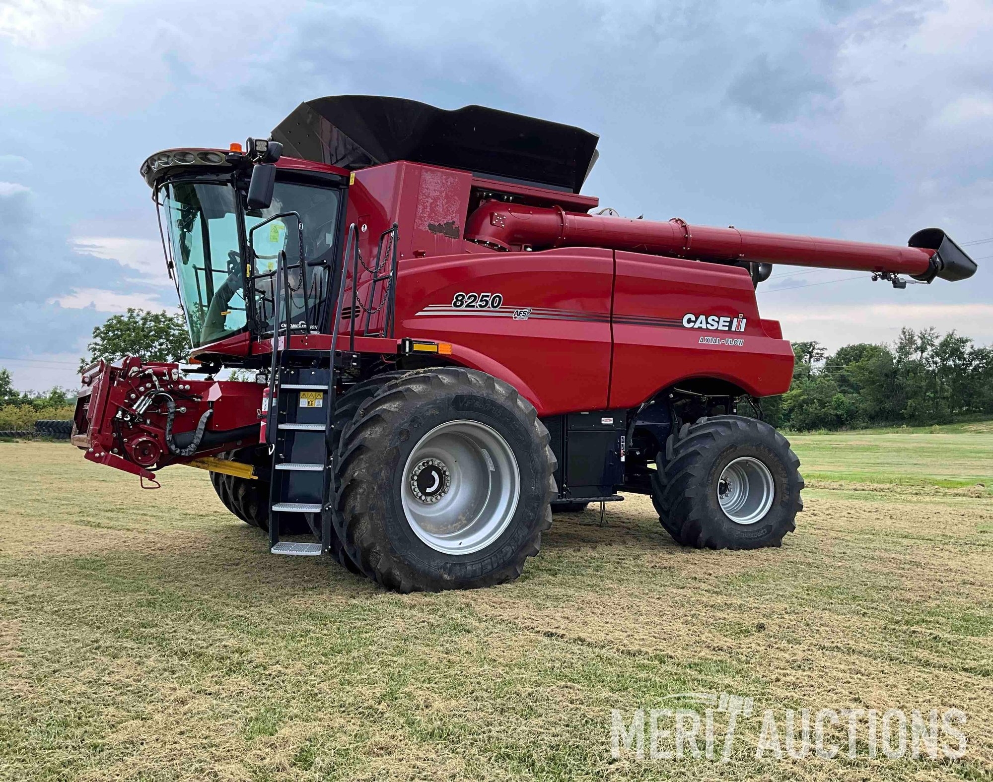 2022 Case IH 8250 4WD Combine (A50657)