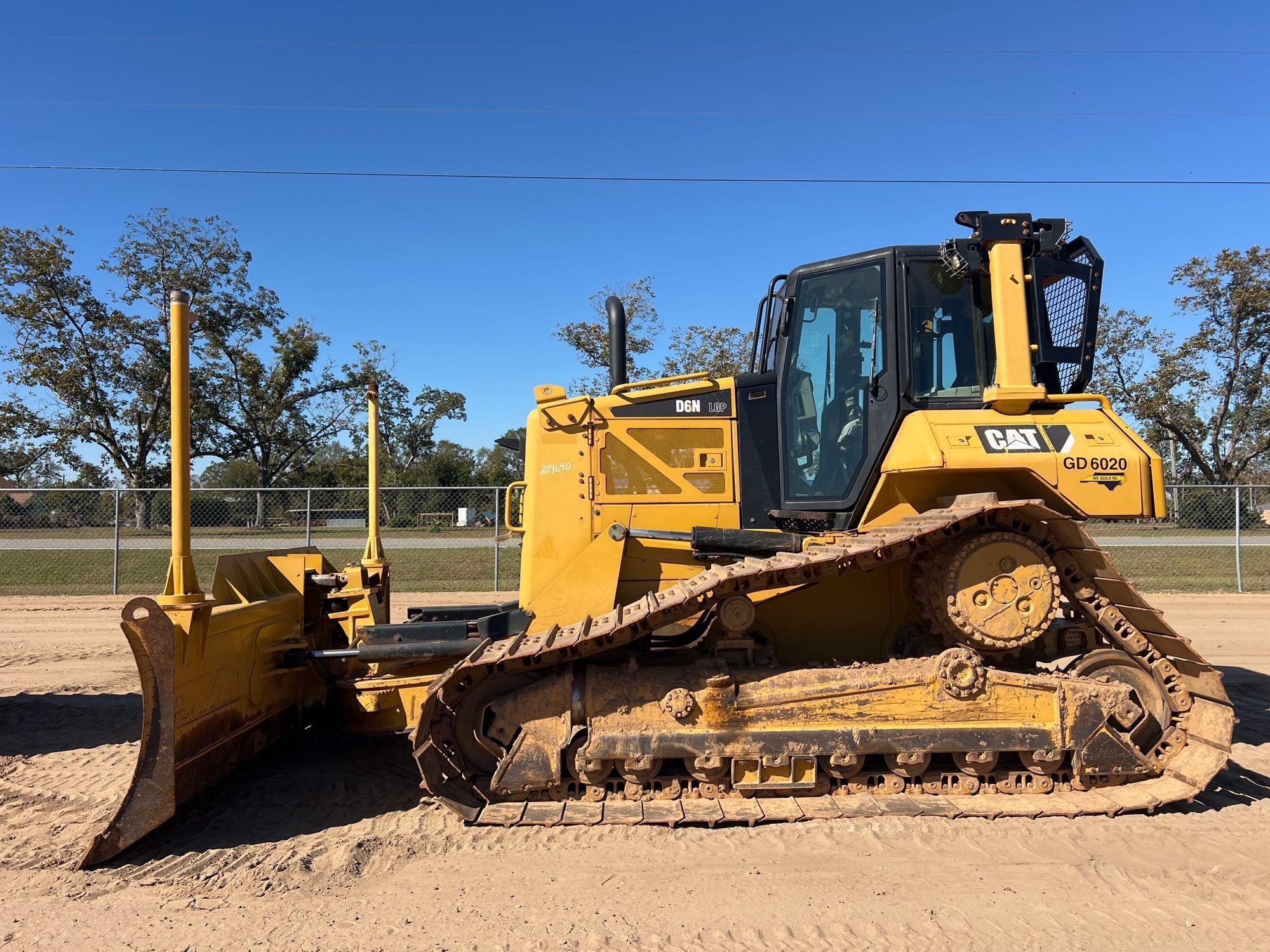 2015 CATERPILLAR D6N LGP HIGH TRACK CRAWLER DOZER (A52707)