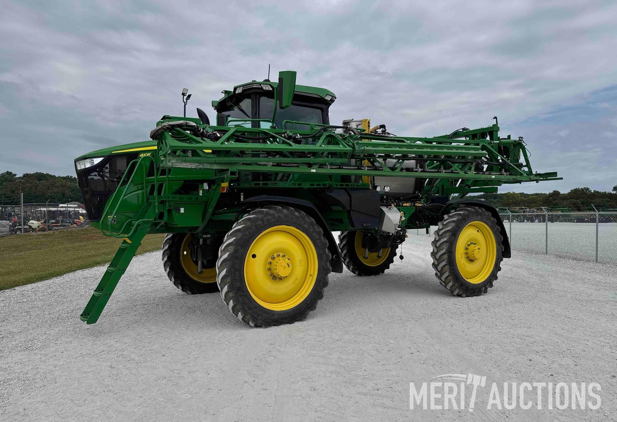 2022 John Deere 410R Sprayer (A53342)