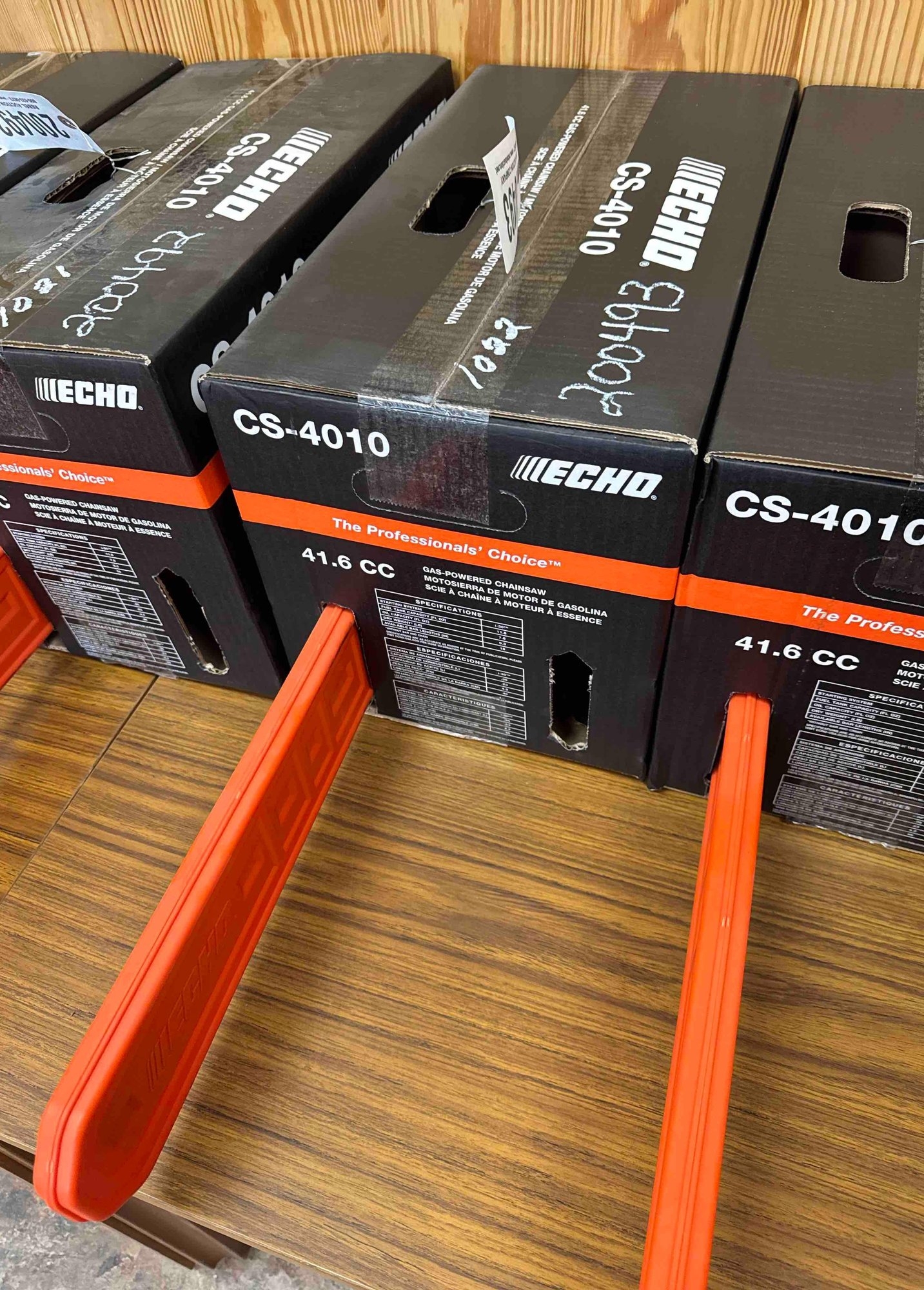 UNUSED ECHO CS-4010 CHAINSAW (A51247)