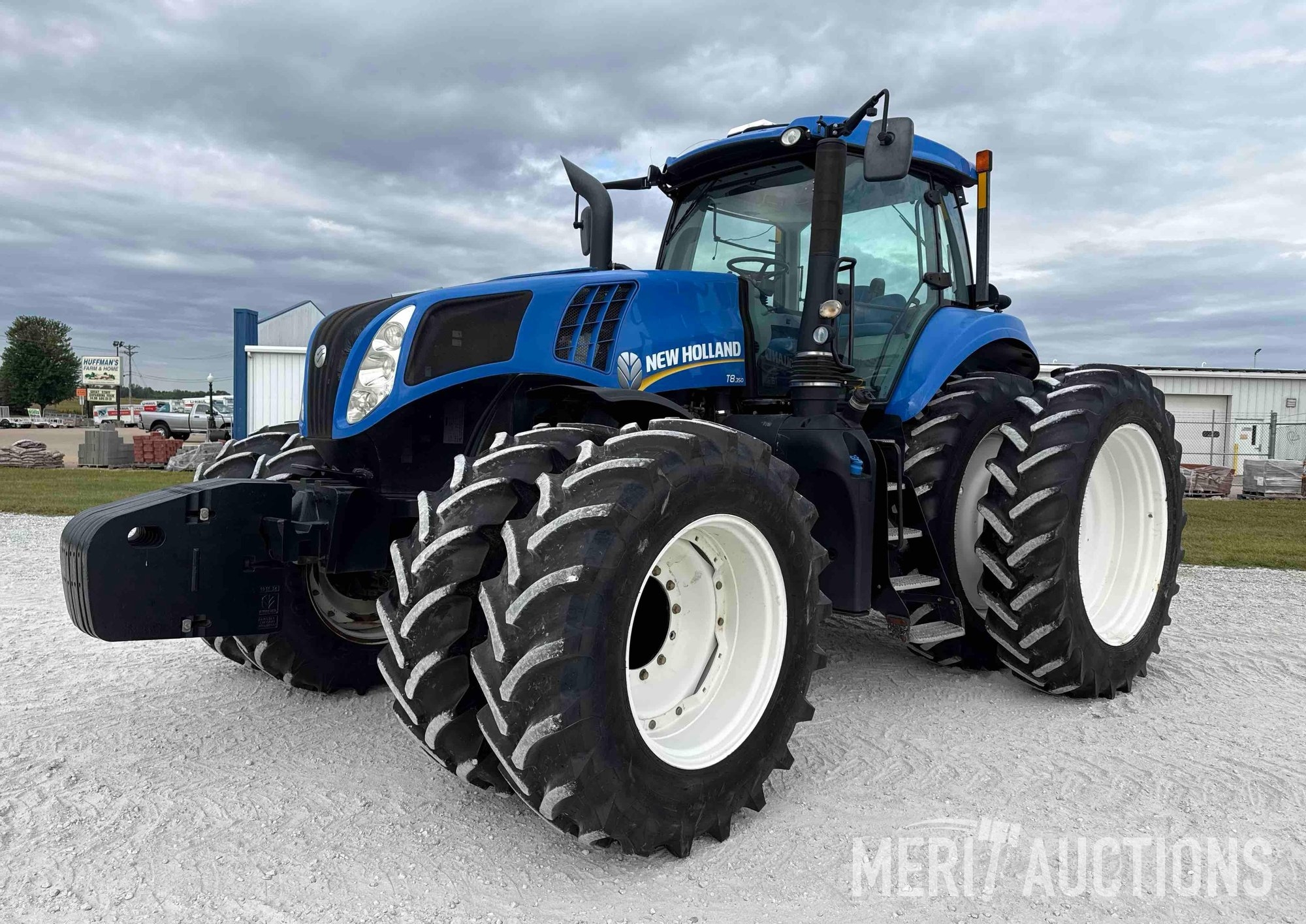 2018 New Holland T8.350 MFWD Tractor (A53342)