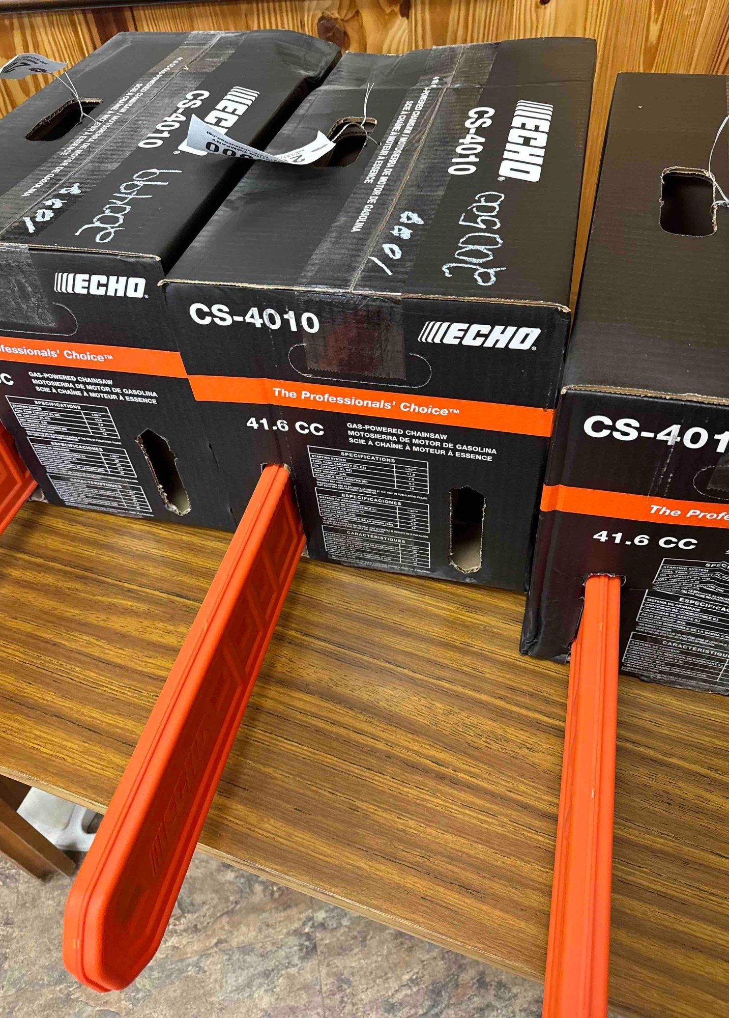 UNUSED ECHO CS-4010 CHAINSAW (A51247)