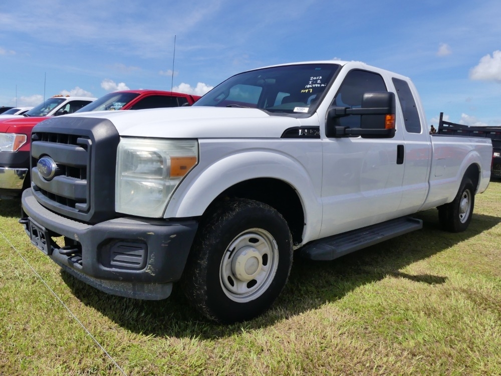 2013 Ford F-250 XL (A50120)