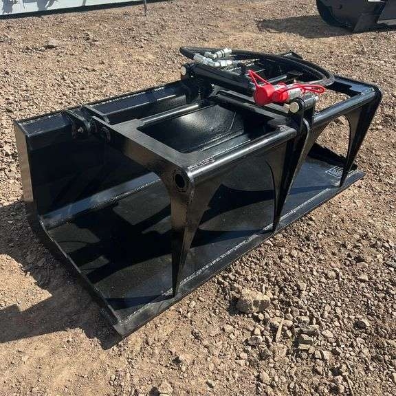 Mini Skid-Steer Grapple Bucket (New/Unused) (A59225)