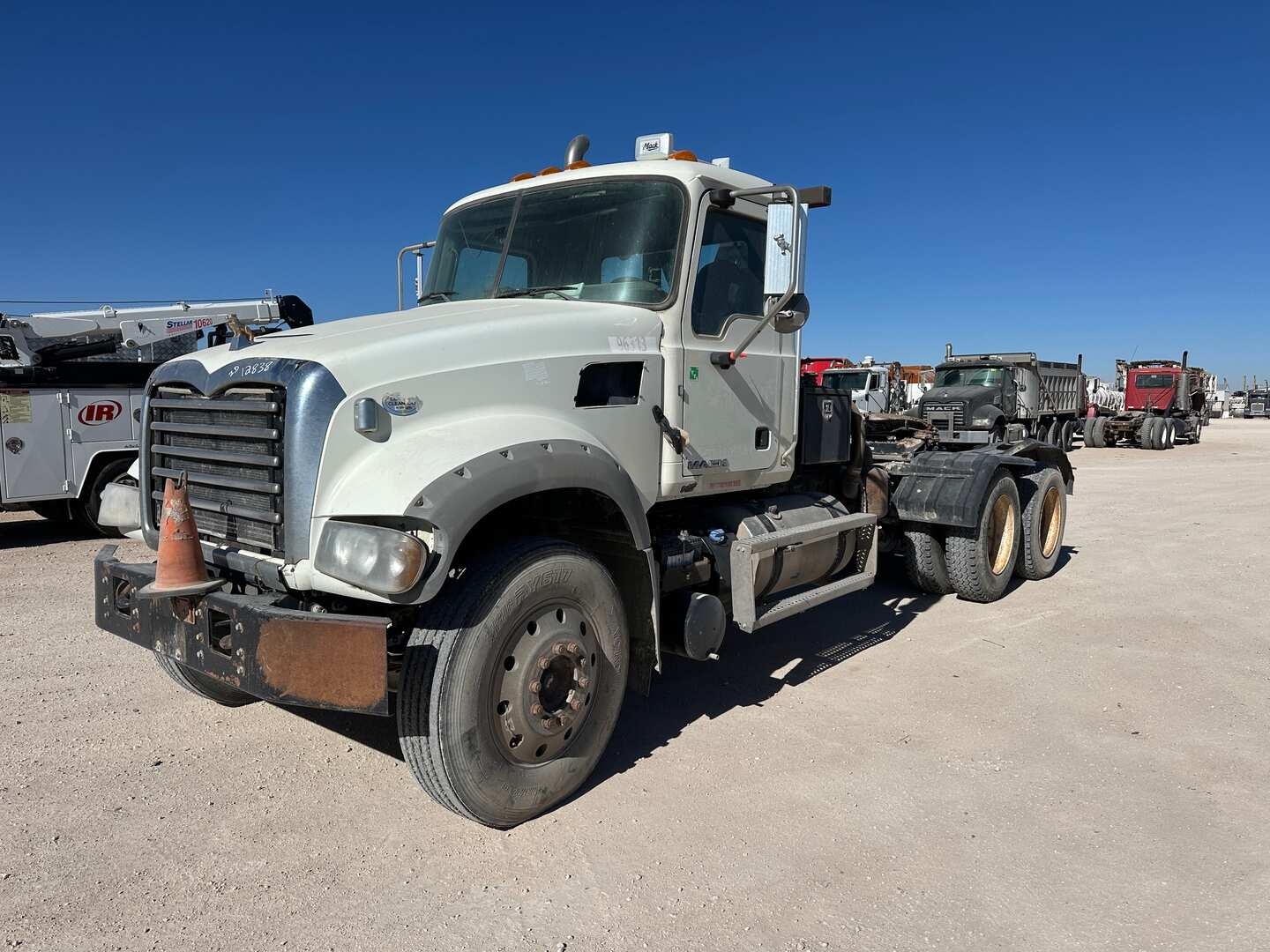 2015 MACK GU 713 (A50854)
