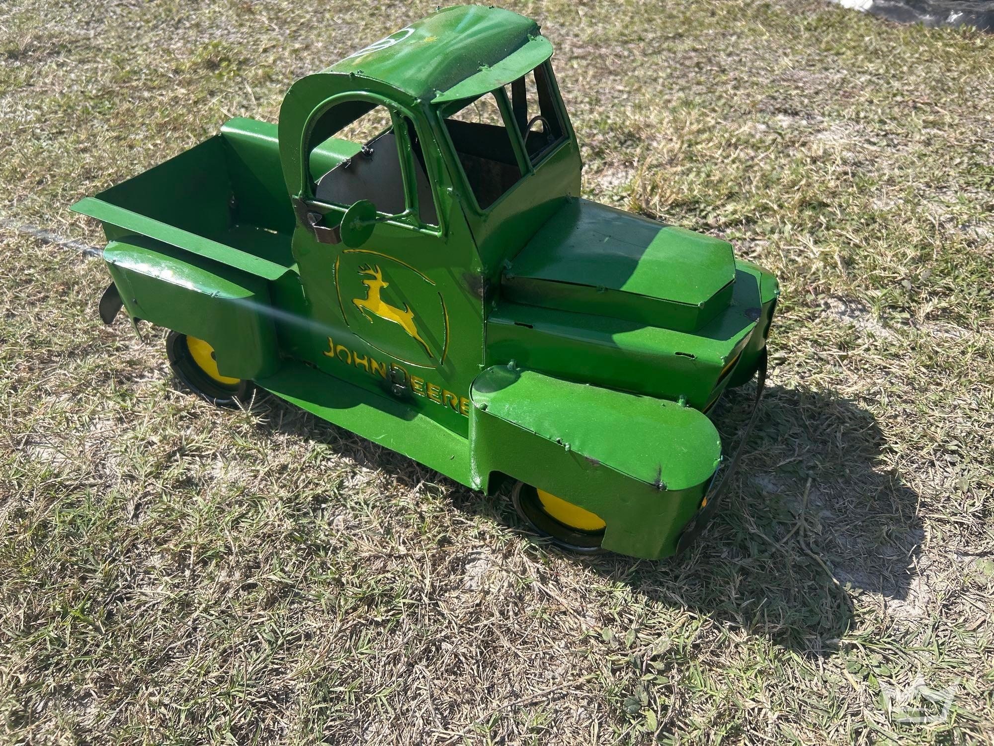 Mini John Deere Truck (A55853)