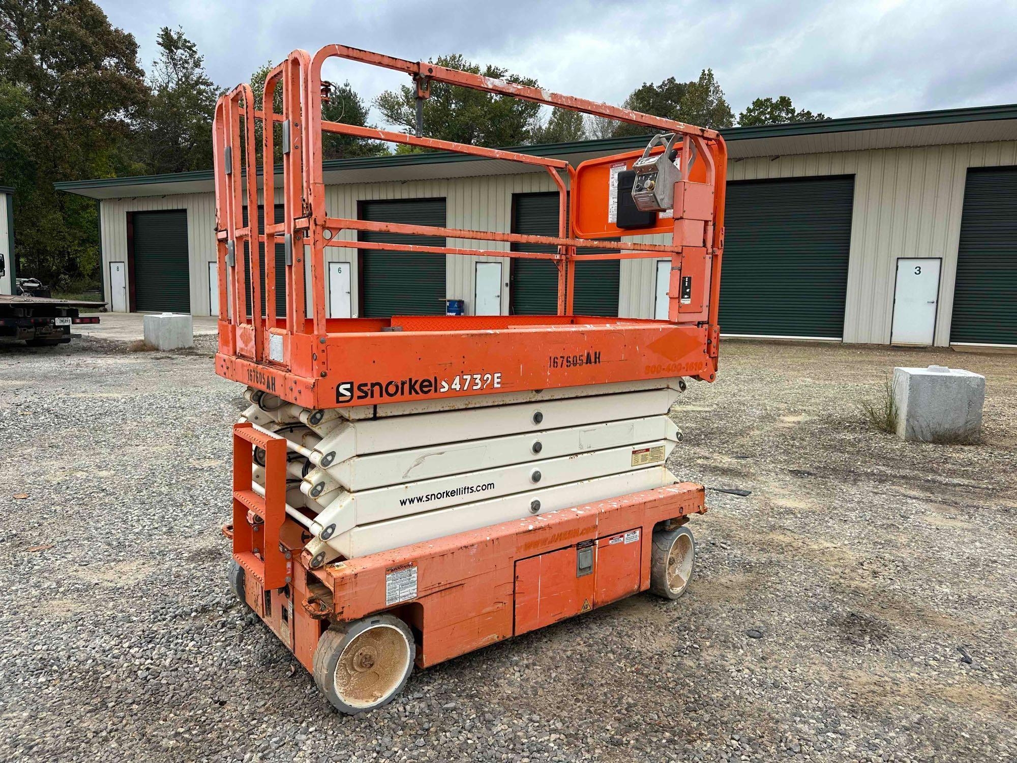 2016 Snorkel S4732 Scissor Lift (A54865)
