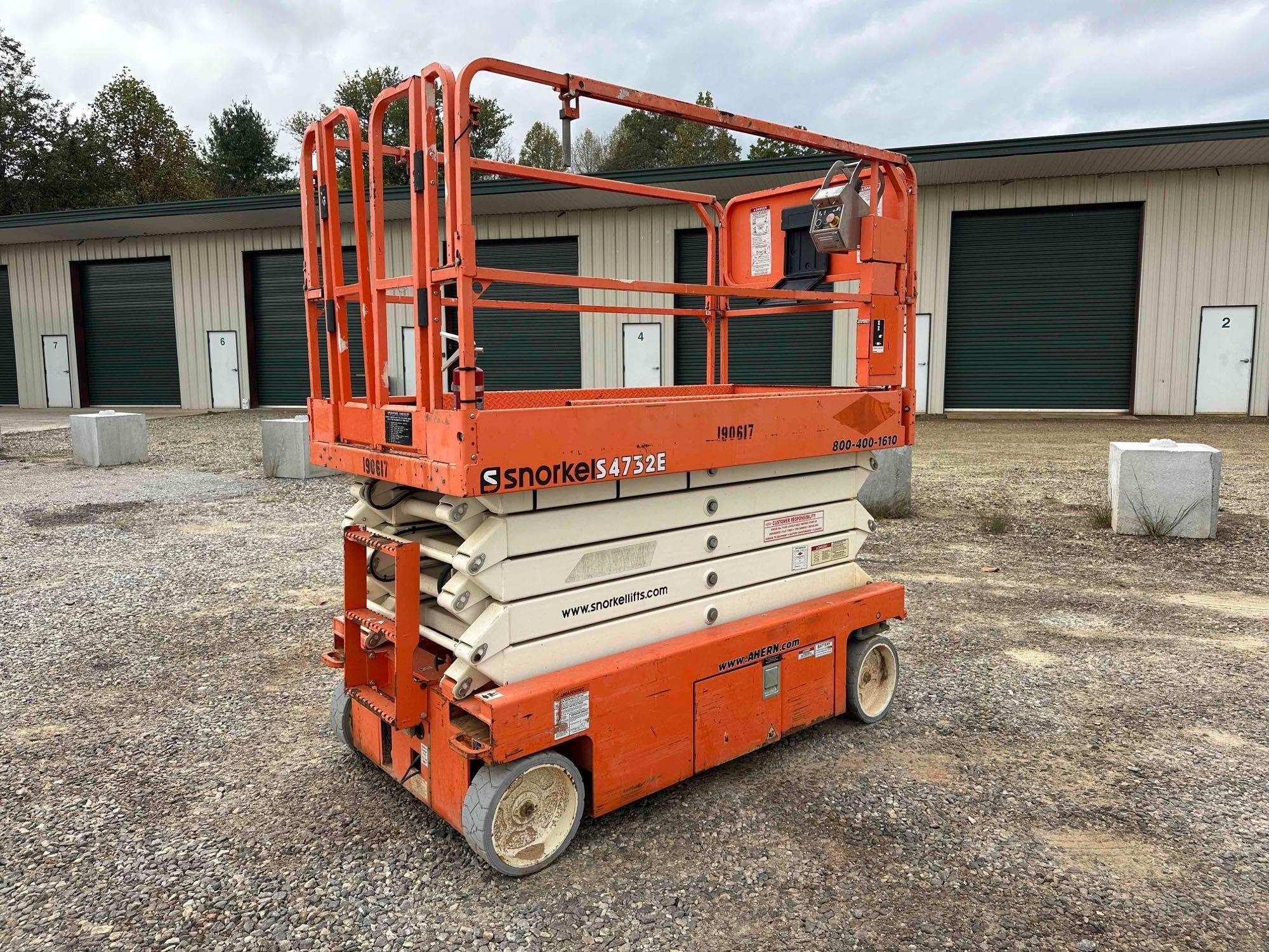 2017 Snorkel S4732 Scissor Lift (A54865)