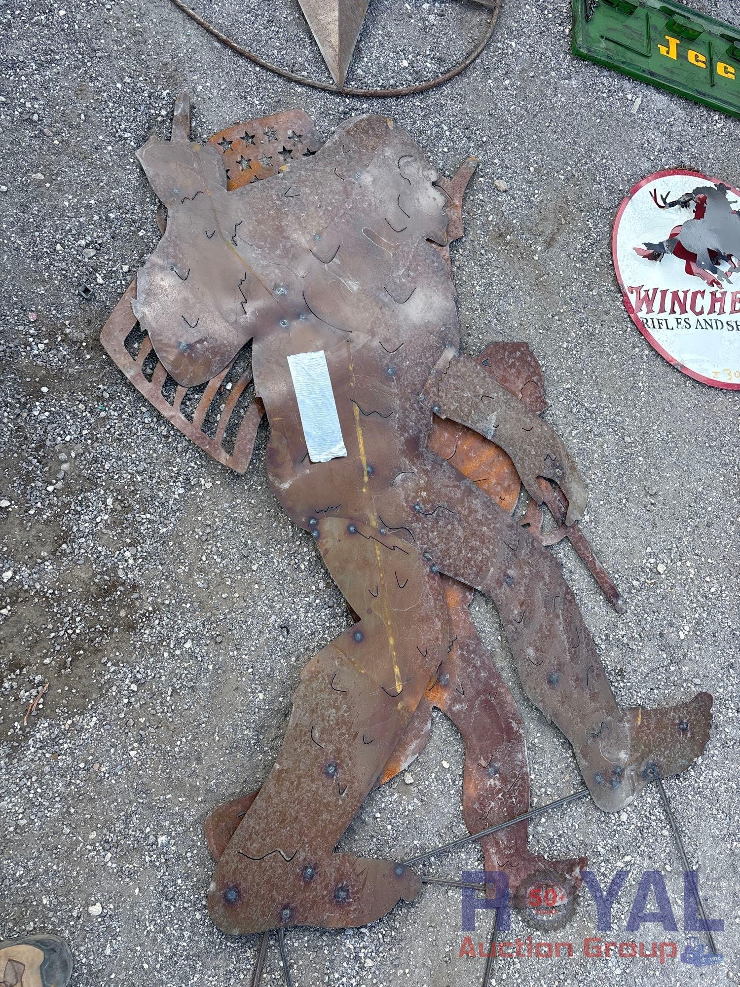 Bigfoot Metal Stand Up Sign (A55758)