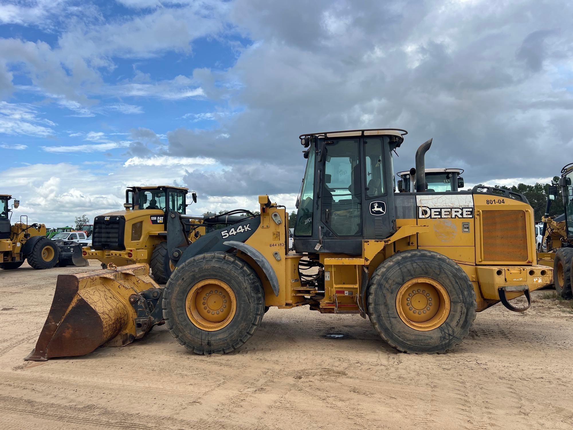 2011 JOHN DEERE 544K WHEEL LOADER (A52705)
