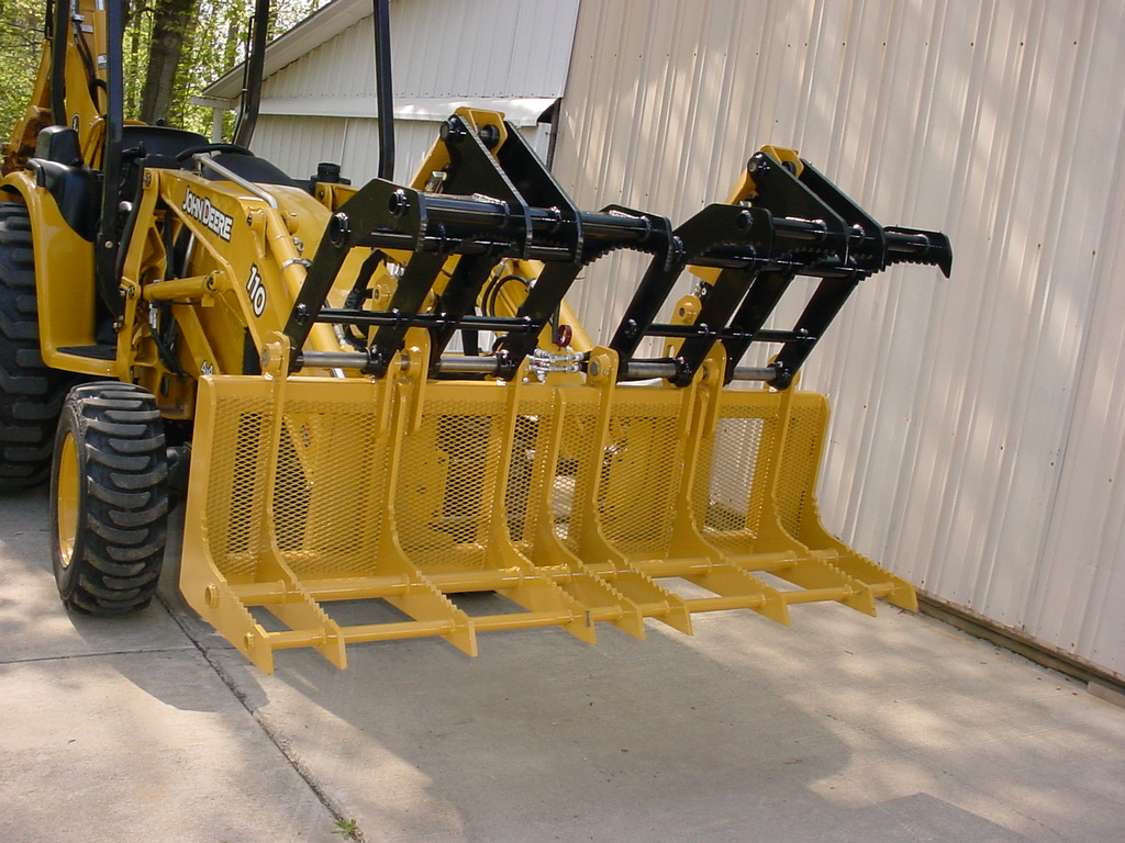 110 Grapple 001.JPG