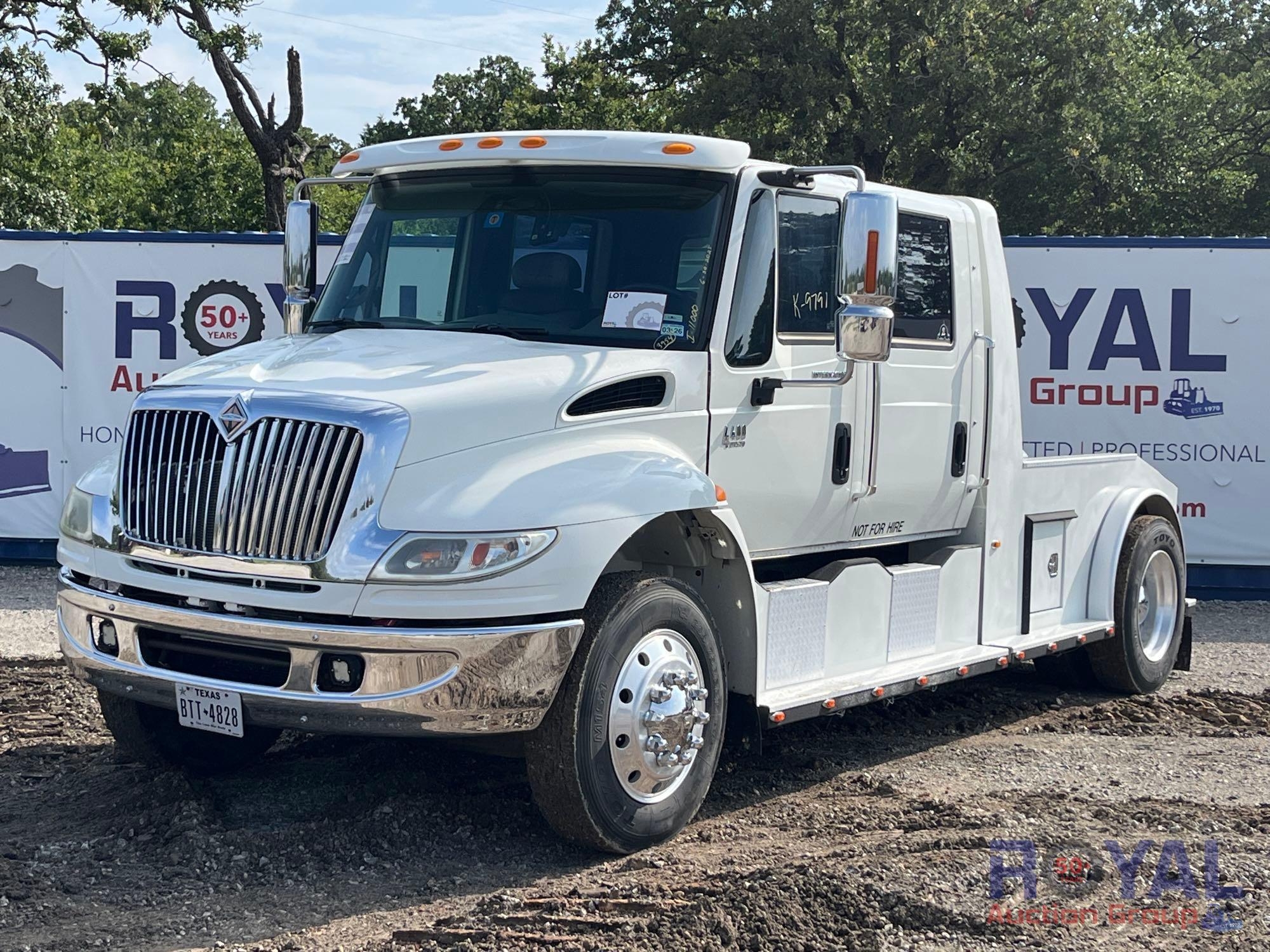 2006 International 4400 LP Truck (A49461)